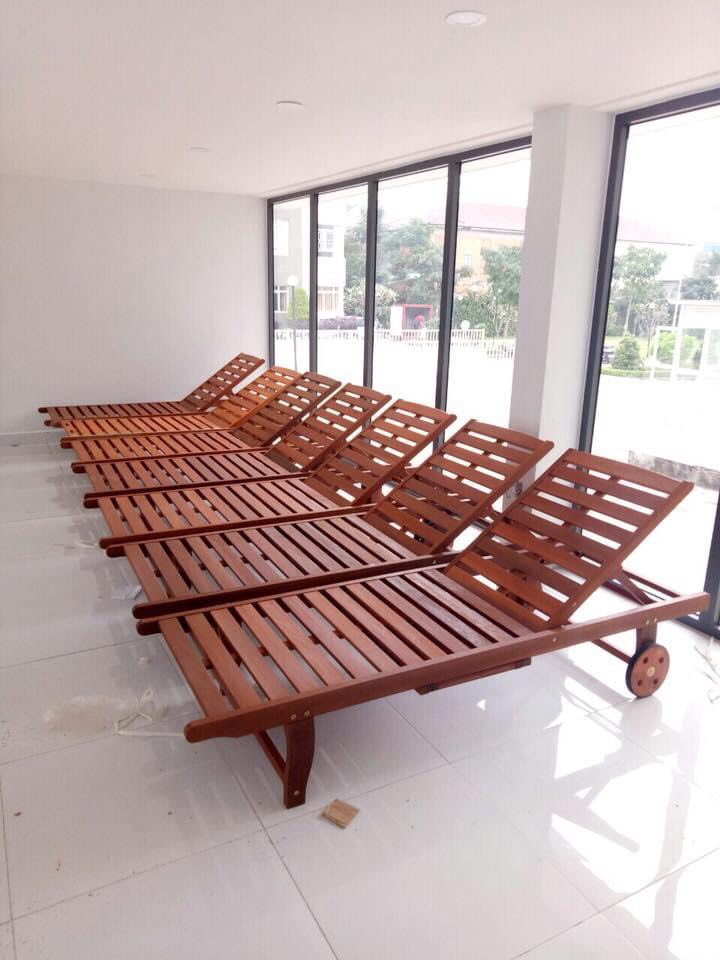 ghế gỗ tắm nắng ghế gỗ tắm nắng - Khách sạn Majestic nâng tầm trải nghiệm nghỉ dưỡng với ghế gỗ tắm nắng hồ bơi cao cấp từ Shomes