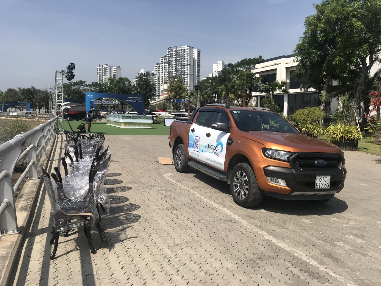 bàn ghế nhôm đúc - Bàn ghế nhôm đúc - Giải pháp ngoại thất bền bỉ, sang trọng cho Novaland Quận 2