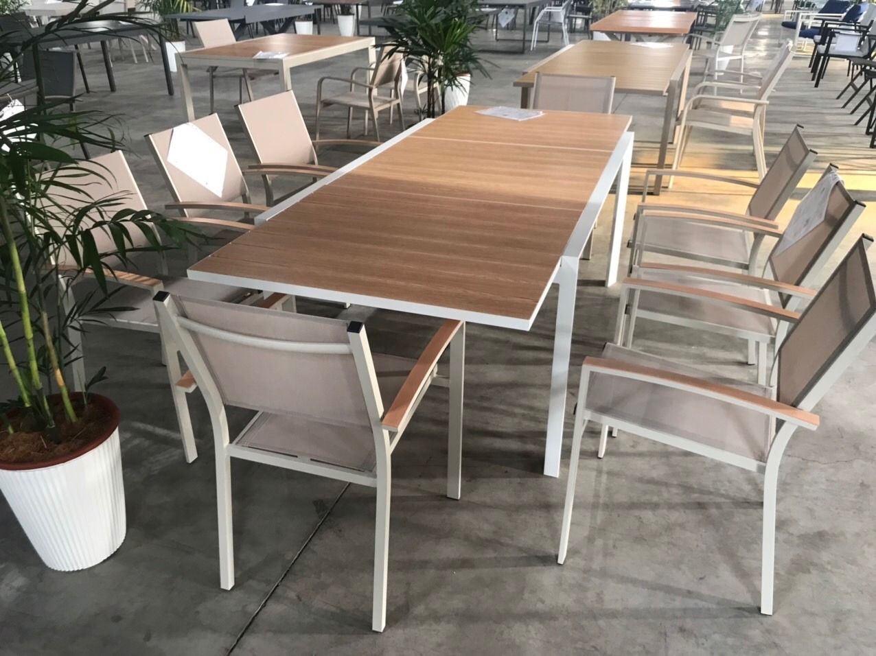 bb048 - BỘ BÀN GHẾ NGOÀI TRỜI - BB048