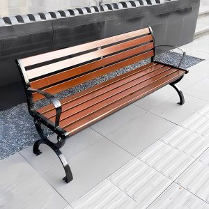 Ghế công viên giả gỗ có tựa lưng 1m5 - góc 1