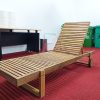 Ghế hồ bơi bằng gỗ tràm