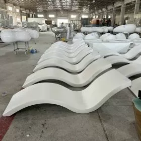 Ghế nằm bể bơi nhựa composite màu trắng - góc 1