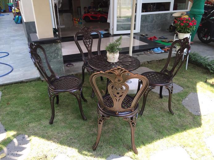 Top 1 bàn ghế ngoài trời – Báo giá mới nhất & kinh nghiệm chọn