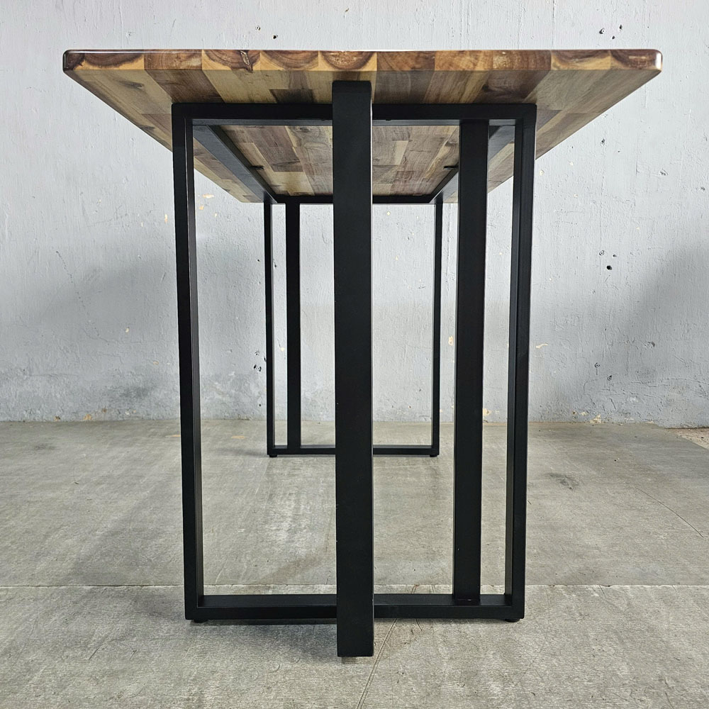 Bàn ăn 120x70cm gỗ tràm chân sắt hộp Bàn ăn 120x70cm gỗ tràm chân sắt hộp - hình 3
