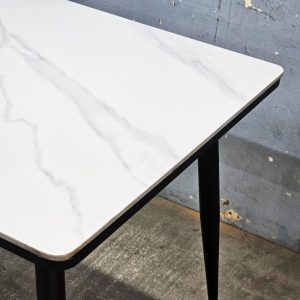 Bàn ăn 1m4 mặt đá chân sắt côn - hình 1