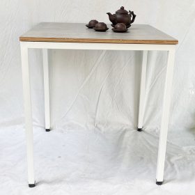 Bàn ăn vuông 70cm gỗ Plywood chân sắt - hình 1