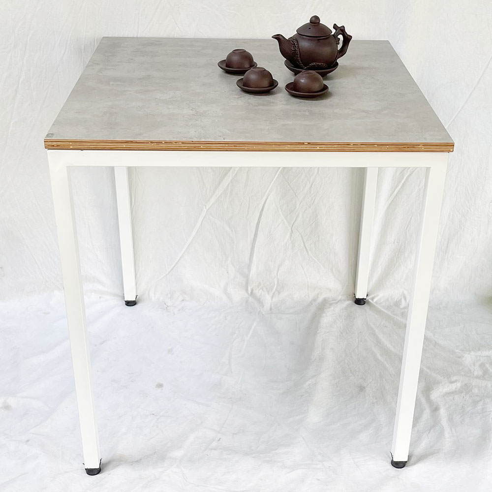 Bàn ăn vuông 70cm gỗ Plywood chân sắt Bàn ăn vuông 70cm gỗ Plywood chân sắt - hình 2