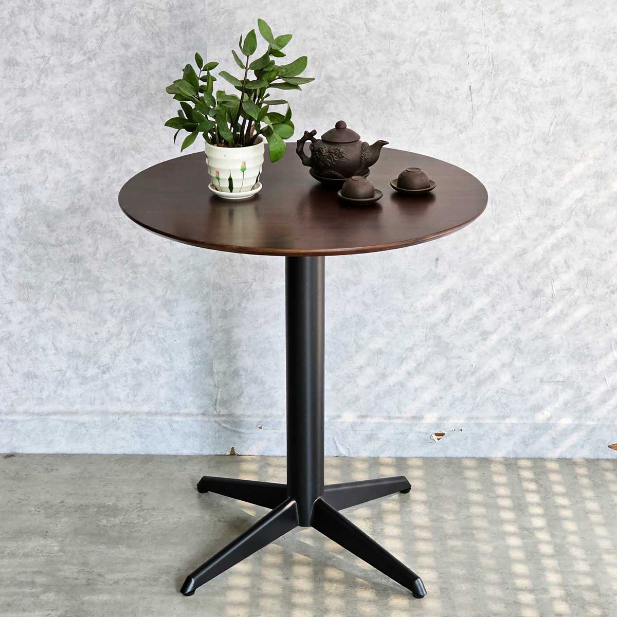 Bàn cafe tròn 70cm gỗ cao su chân sắt hình sao CFD68213 Bàn cafe tròn 70cm gỗ cao su chân sắt hình sao CFD68213 - hình 3