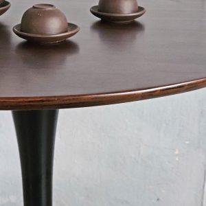 Bàn cafe tròn 70cm gỗ cao su chân sắt Tulip CFD68232 - hình 1