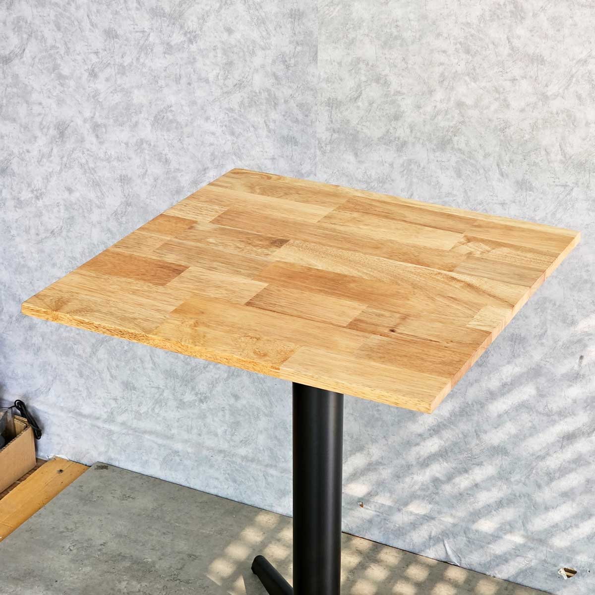 Bàn cafe vuông 60cm gỗ cao su chân sắt hình sao CFD68214 Bàn cafe vuông 60cm gỗ cao su chân sắt hình sao CFD68214 - hình 1