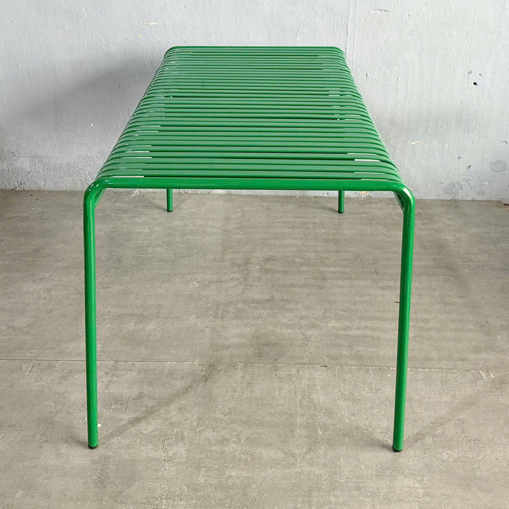 Bàn sắt ngoài trời 140cm sơn tĩnh điện nhiều màu Bàn sắt ngoài trời 140cm sơn tĩnh điện nhiều màu - hình 2
