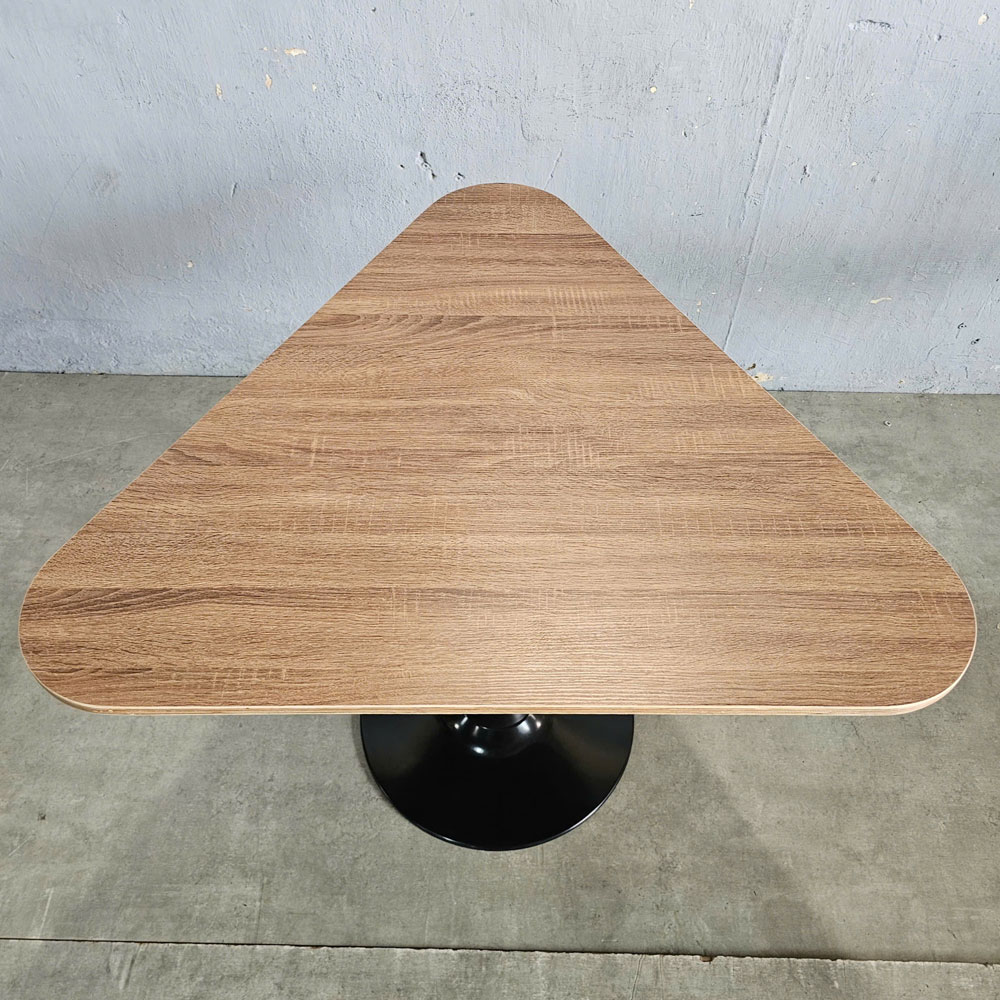 Bàn tam giác 100x90cm gỗ plywood chân Tulip CFD68268 Bàn tam giác 100x90cm gỗ plywood chân Tulip CFD68268 - hình 3