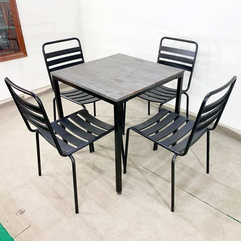 Bộ bàn Cafe gỗ cao su và 4 ghế sắt sơn tĩnh điện C Bộ bàn Cafe gỗ cao su và 4 ghế sắt sơn tĩnh điện C - hình 2