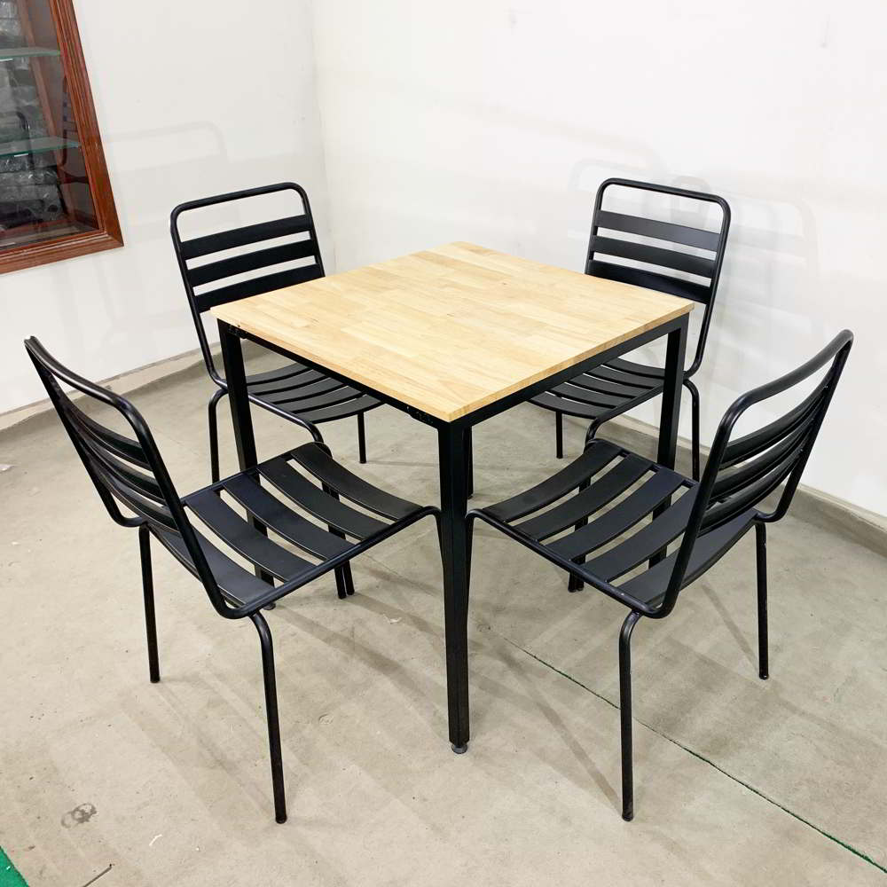 Bộ bàn Cafe gỗ cao su và 4 ghế sắt sơn tĩnh điện C Bộ bàn Cafe gỗ cao su và 4 ghế sắt sơn tĩnh điện C - hình 5
