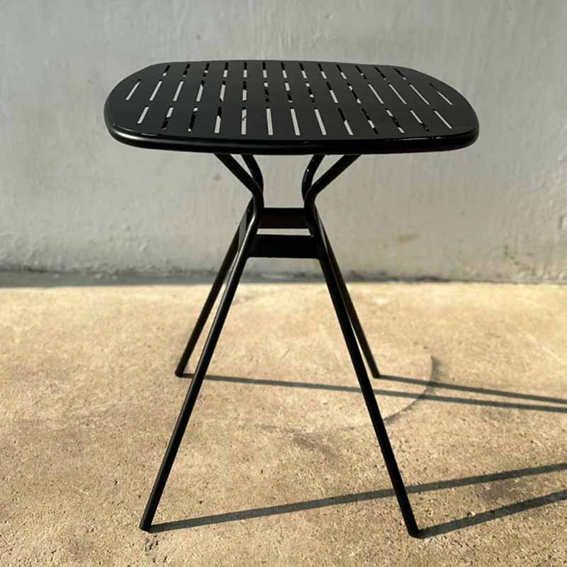 Bộ bàn và 2 ghế sắt sơn tĩnh điện C Bộ bàn và 2 ghế sắt sơn tĩnh điện C - hình 2