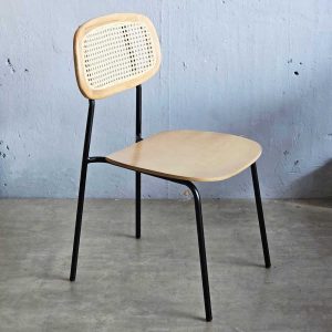 Combo bàn ăn chữ nhật và 4 ghế ăn - hình 1