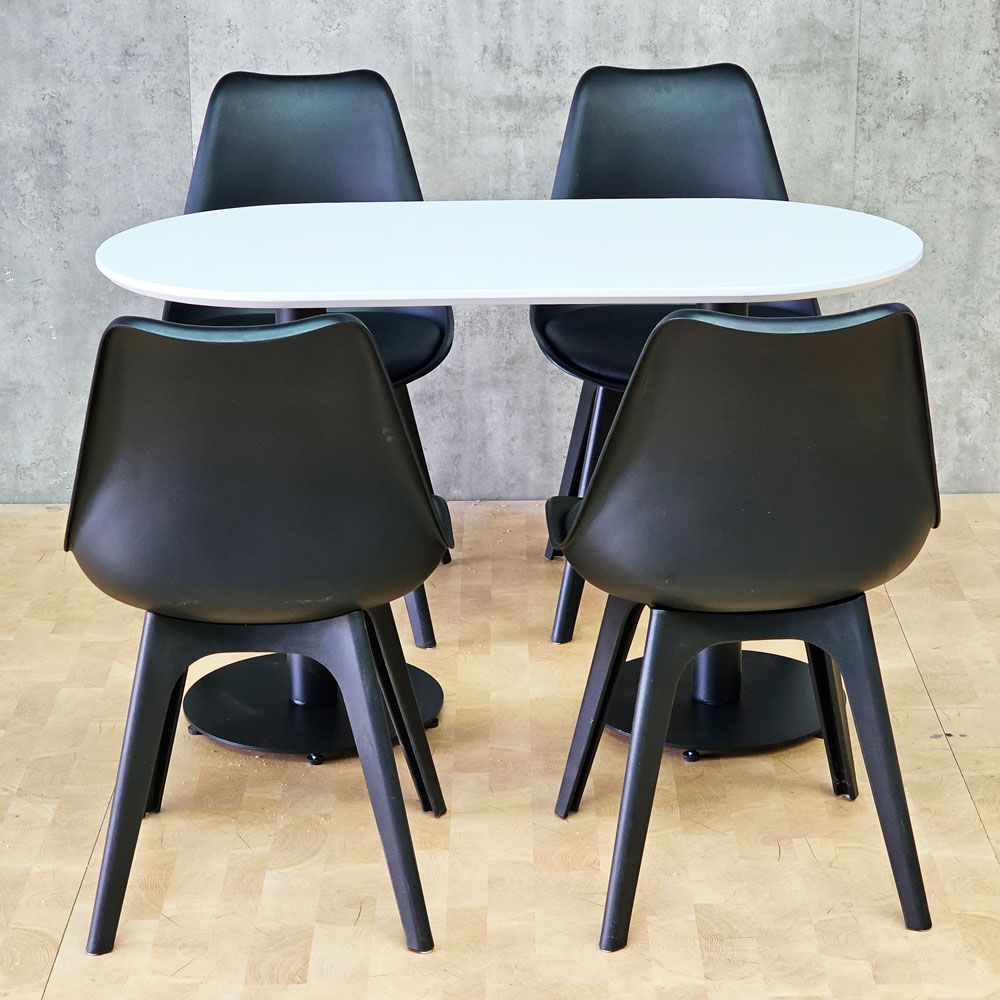 Combo bàn cafe Oval và 4 ghế Eames nhựa C Combo bàn cafe Oval và 4 ghế Eames nhựa C - hình 1