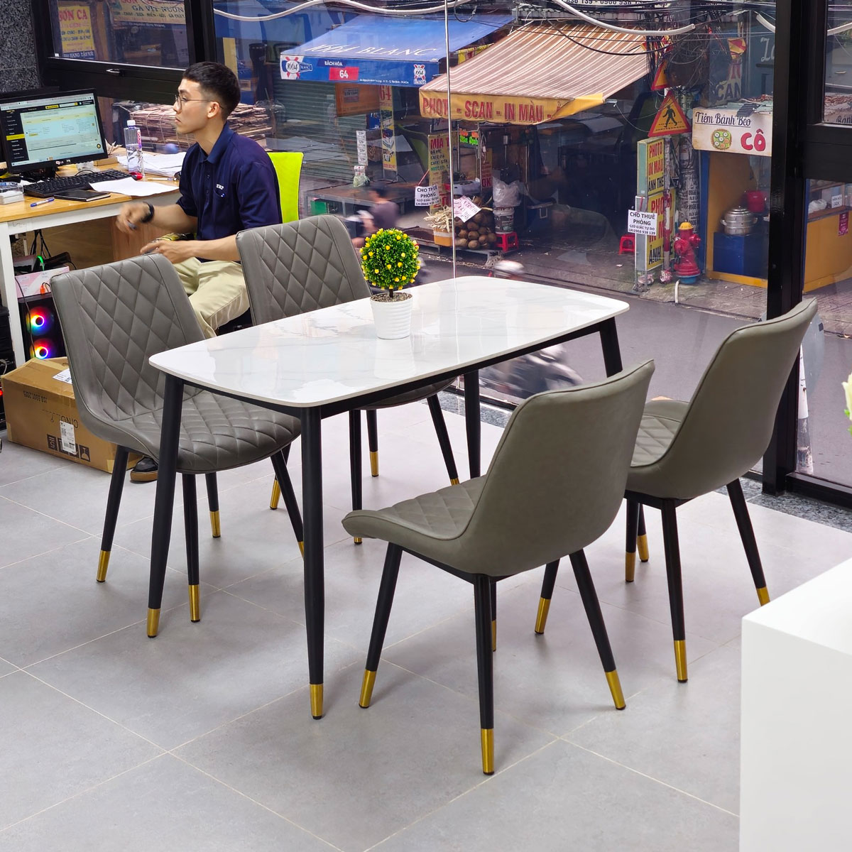Combo bộ bàn ăn mặt đá 140x80cm và 4 ghế ăn Aster Combo bộ bàn ăn mặt đá 140x80cm và 4 ghế ăn Aster - hình 2