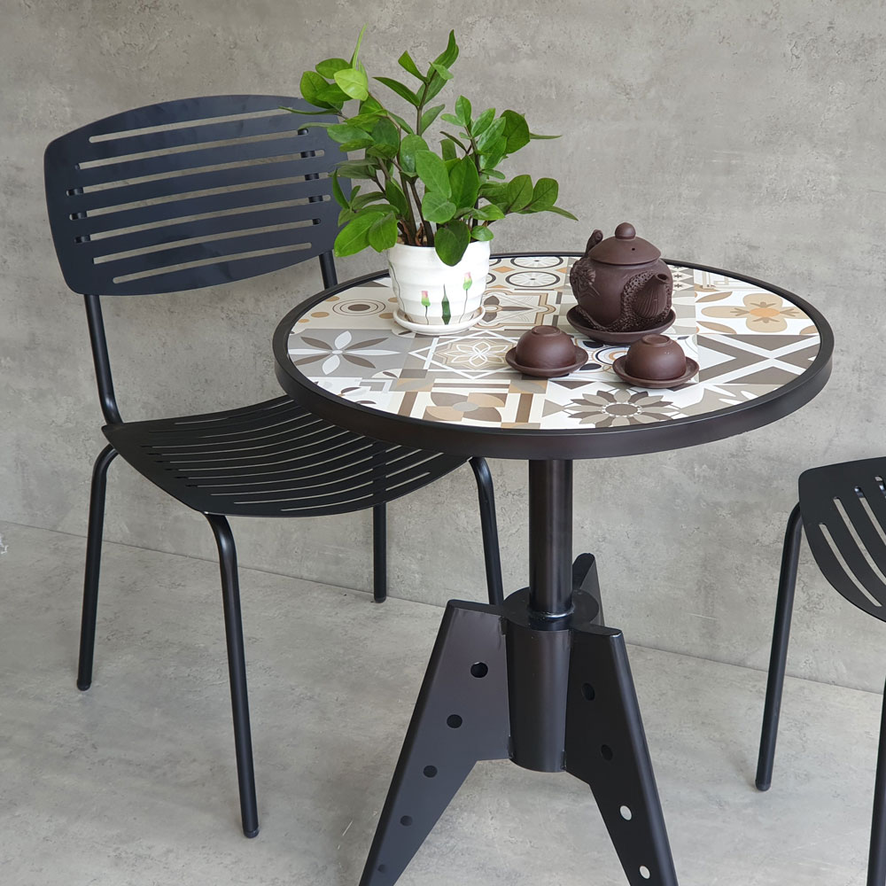 Combo bộ bàn ghế cafe ngoài trời 1 bàn và 2 ghế sắt C Combo bộ bàn ghế cafe ngoài trời 1 bàn và 2 ghế sắt C - hình 2