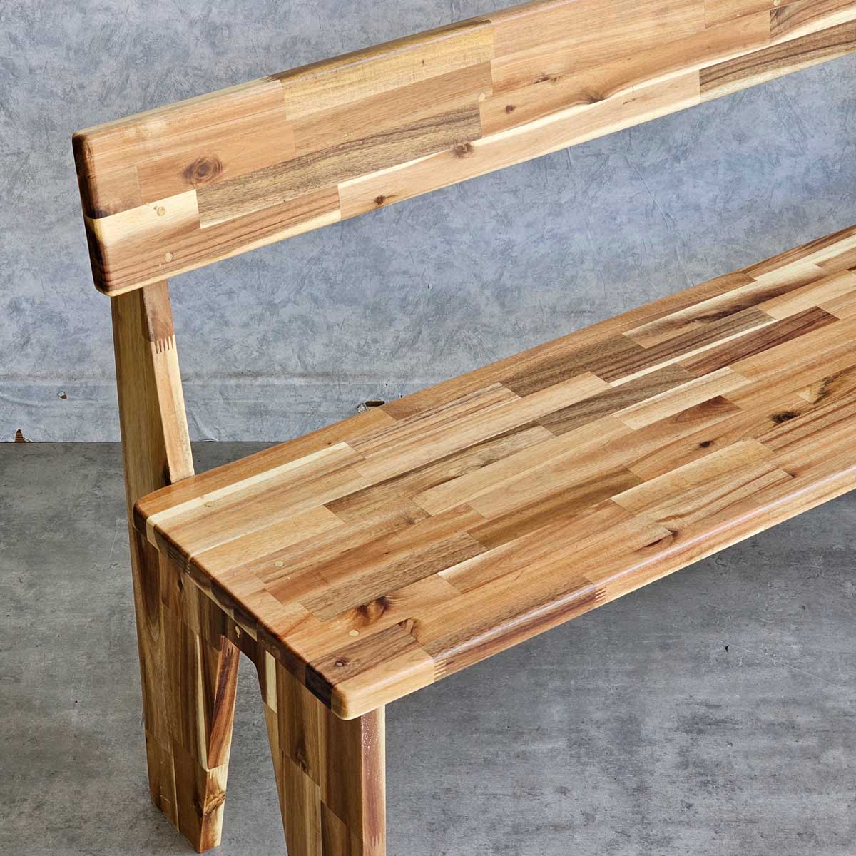 Ghế băng dài có tựa 120x40cm gỗ tràm Ghế băng dài có tựa 120x40cm gỗ tràm - hình 2