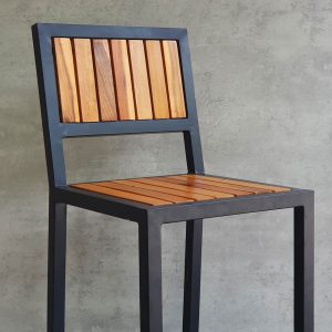 Ghế bar gỗ tràm khung sắt sơn tĩnh điện G - hình 1