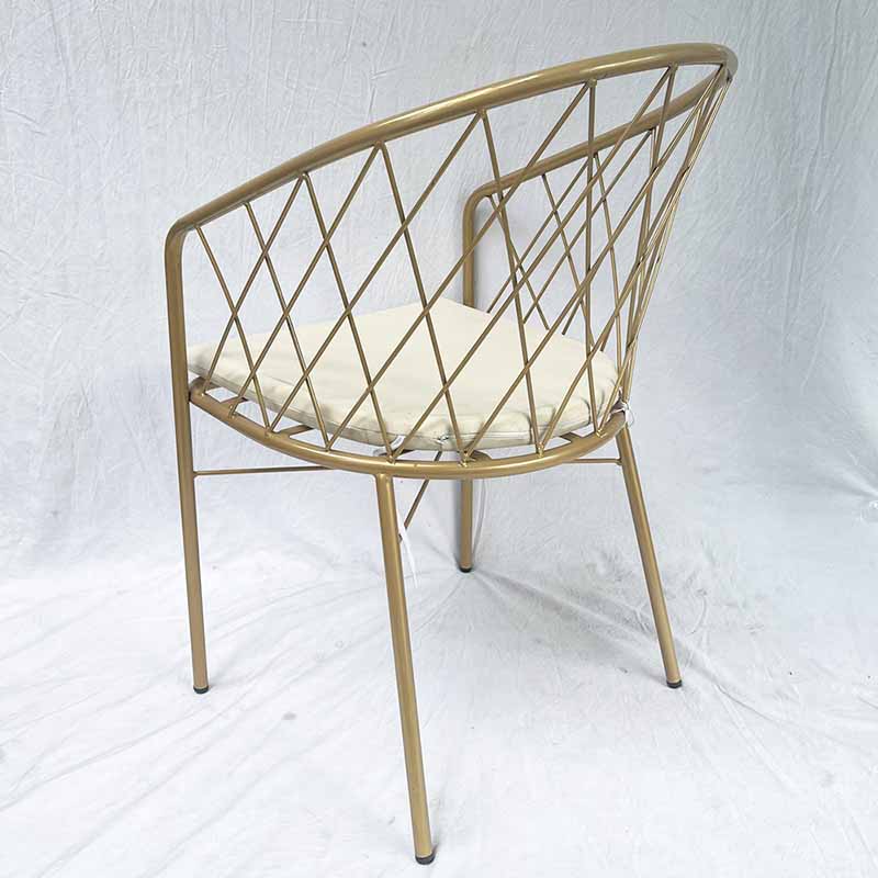 Ghế decor lưng tựa có nệm khung sắt sơn nhũ vàng Ghế decor lưng tựa có nệm khung sắt sơn nhũ vàng - hình 3