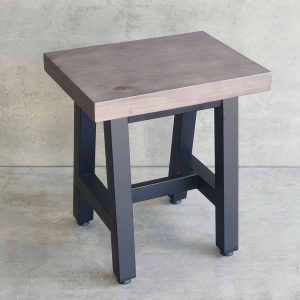 Ghế đôn chữ nhật 40x30cm gỗ thông chân sắt sơn tĩnh điện - hình 1