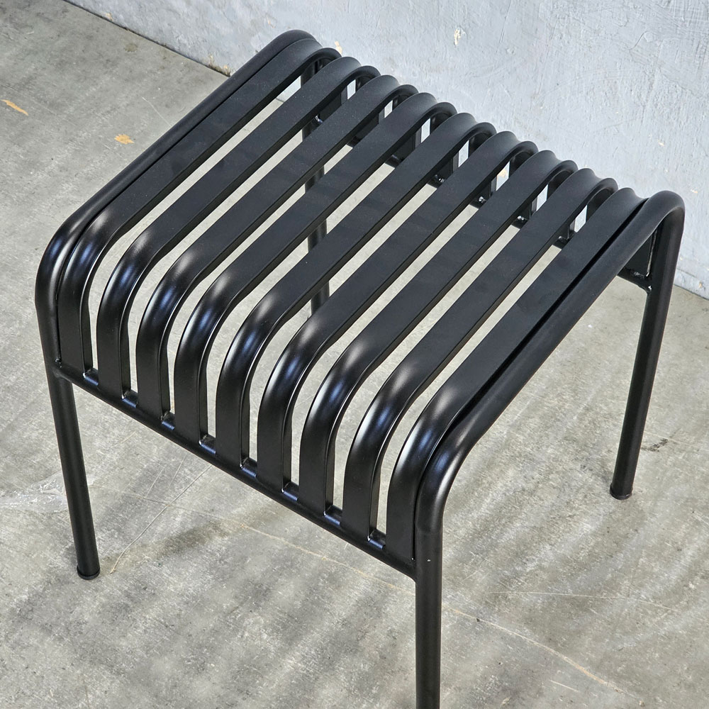Ghế đôn ngoài trời 40x40cm sắt sơn tĩnh điện Ghế đôn ngoài trời 40x40cm sắt sơn tĩnh điện - hình 2