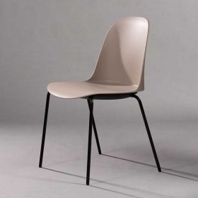 Ghế Harmoor Italya lưng nhựa nhiều màu chân sắt - hình 1