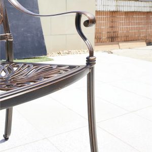 Ghế nhôm đúc ngoài trời hoa văn uốn lượn màu đồng - hình 1