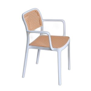 Ghế nhựa đúc lưới giả mây mắt cáo có tay tựa