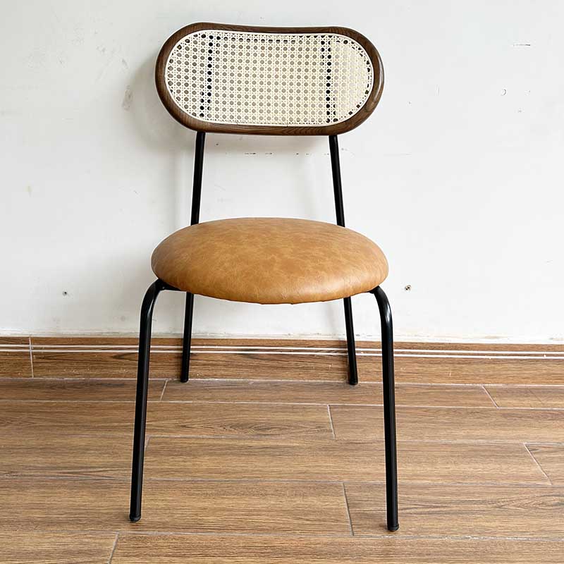 Ghế Rattan lưng tựa lưới mắt cáo bọc nệm simili chân sắt Ghế Rattan lưng tựa lưới mắt cáo bọc nệm simili chân sắt - hình 1