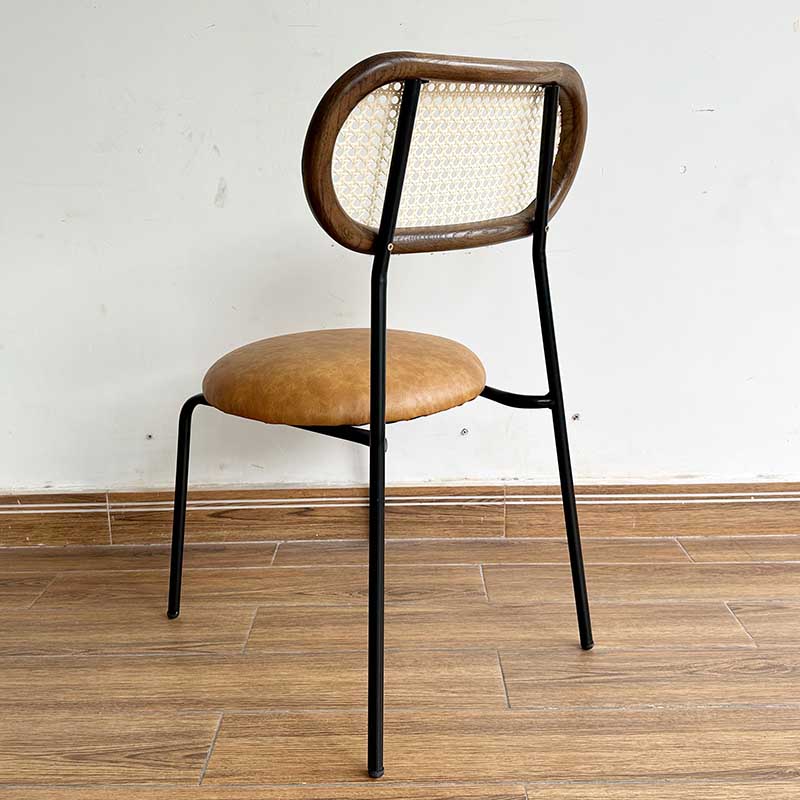 Ghế Rattan lưng tựa lưới mắt cáo bọc nệm simili chân sắt Ghế Rattan lưng tựa lưới mắt cáo bọc nệm simili chân sắt - hình 4