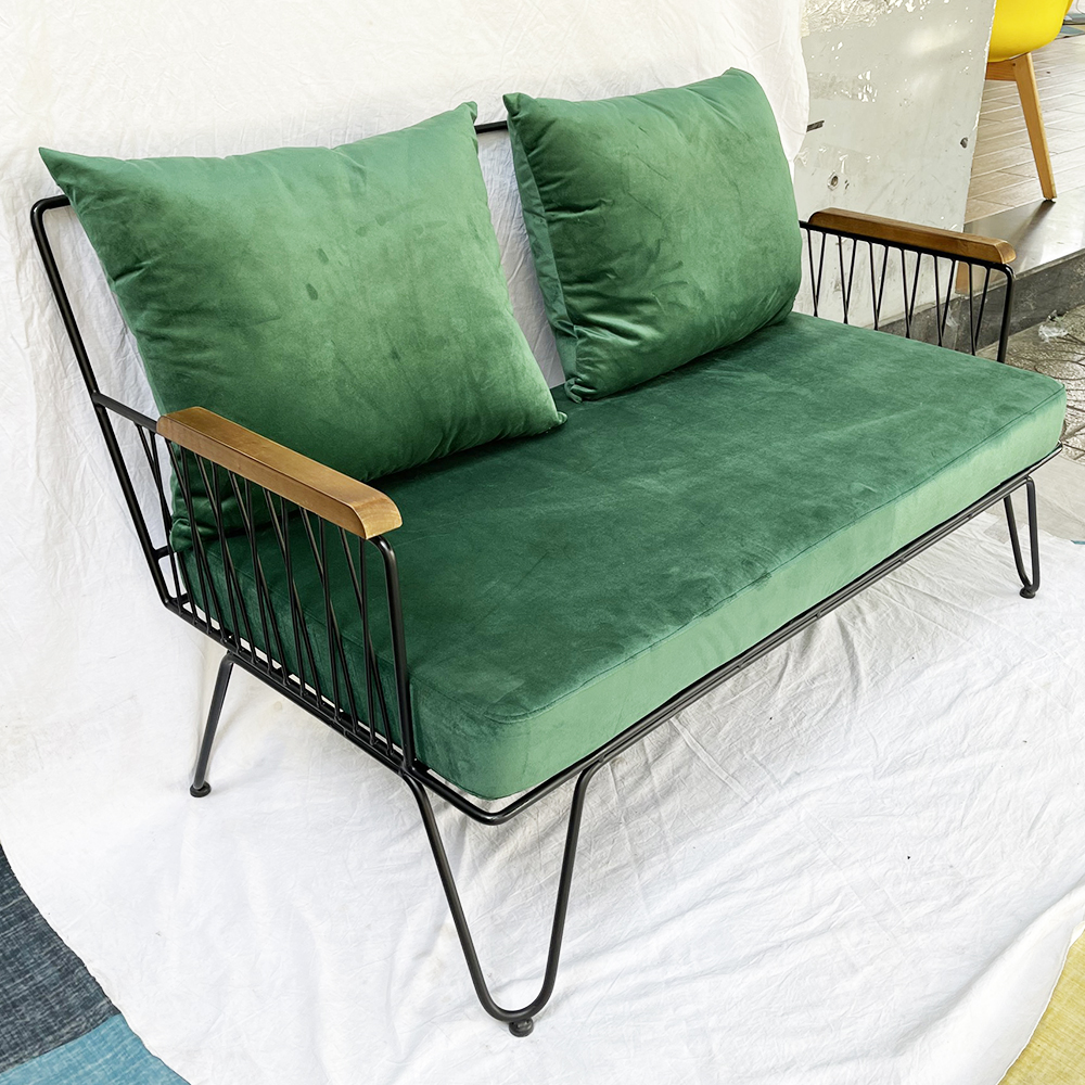 Ghế sofa băng 2 chỗ ngồi nệm xanh khung sắt SFB68057 Ghế sofa băng 2 chỗ ngồi nệm xanh khung sắt SFB68057 - hình 3