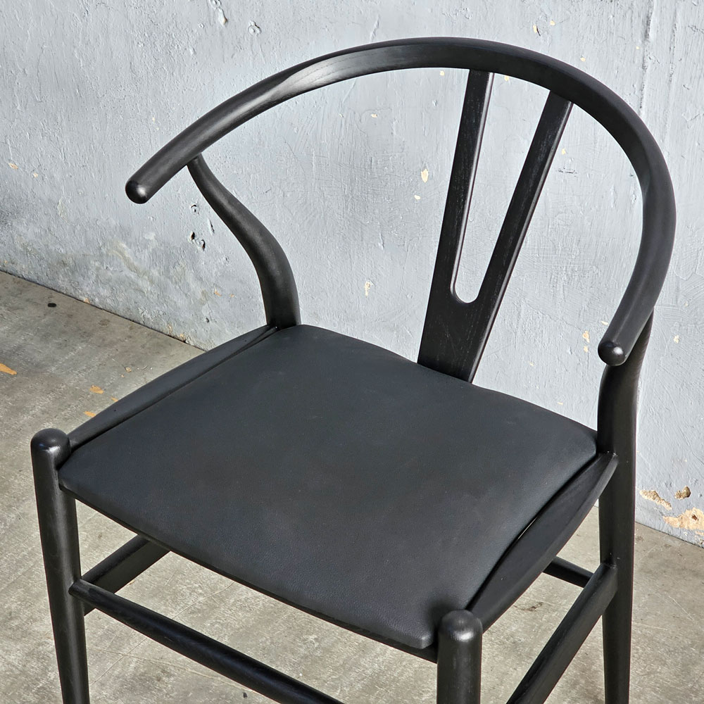 Ghế Wisbone nệm bọc da Si gỗ Ash Ghế Wisbone nệm bọc da Si gỗ Ash - hình 4