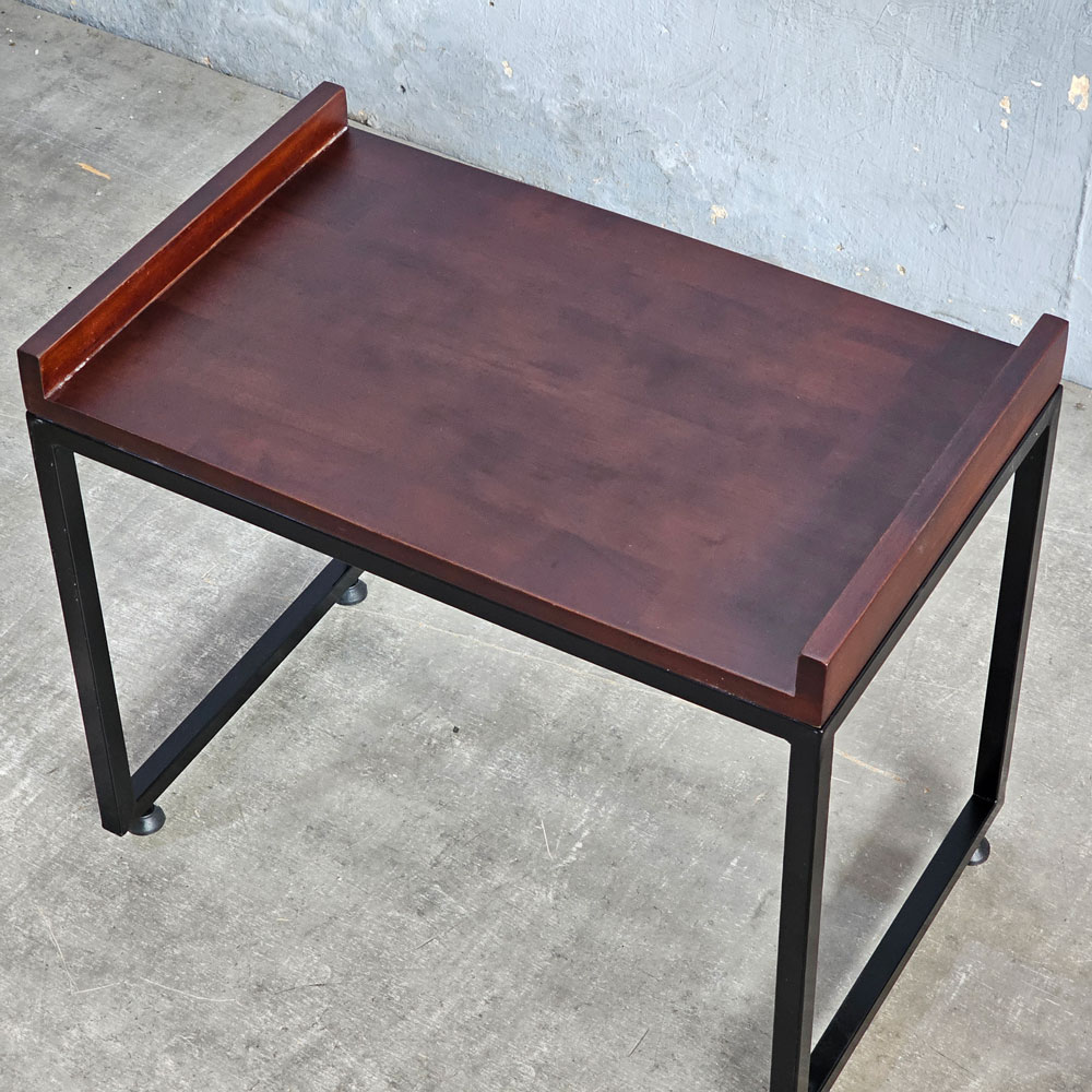 Kệ lò vi sóng 57x35x47cm gỗ cao su Kệ lò vi sóng 57x35x47cm gỗ cao su - hình 2