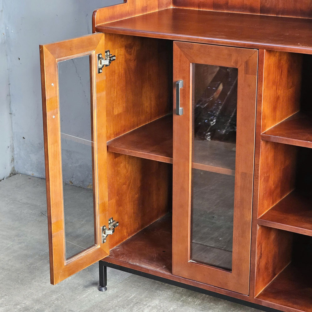 Tủ phòng ăn cửa kính 88x48x130cm gỗ cao su khung chân sắt Tủ phòng ăn cửa kính 88x48x130cm gỗ cao su khung chân sắt - hình 4