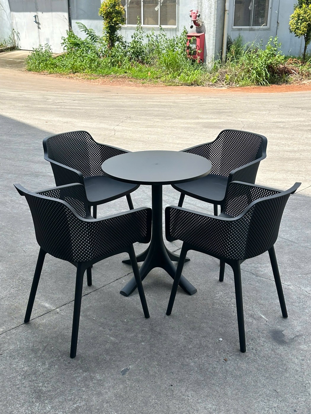 Nội thất ngoài trời khách sạn: Gợi ý bàn ghế theo từng khu vực boutique bảo trì bàn ghế ngoài trời khách sạn boutique