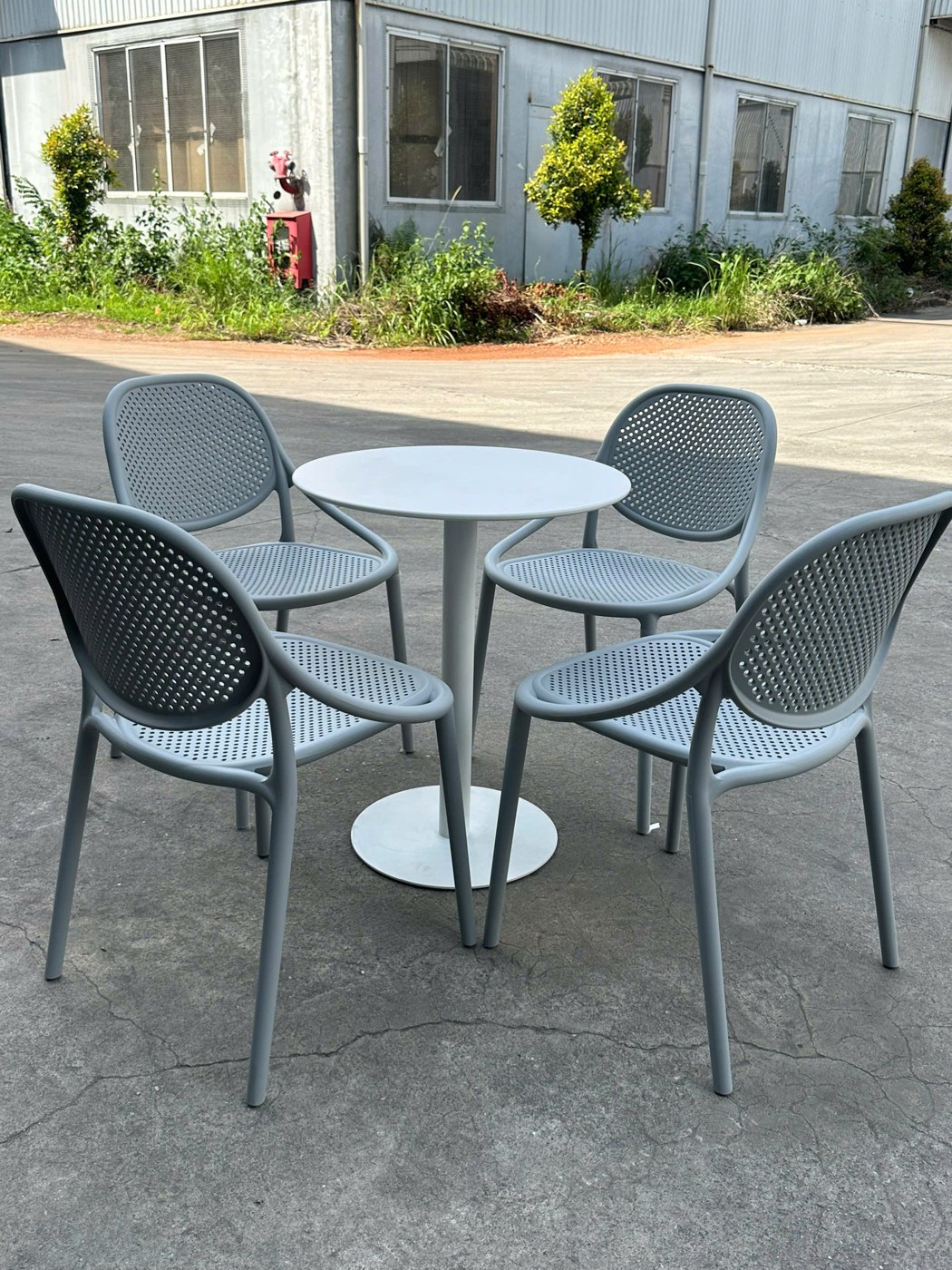 cây xanh bố trí sân thượng biệt thự giảm nhiệt